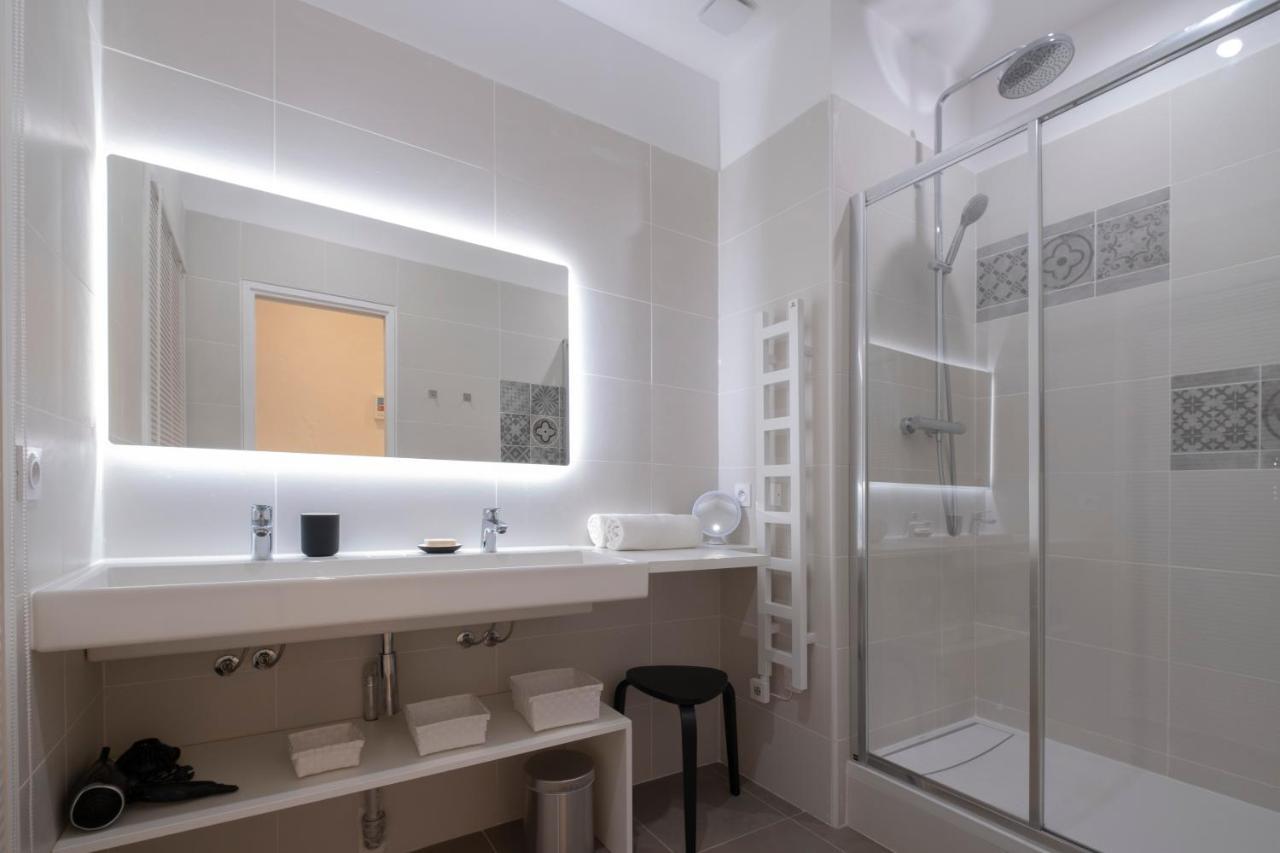 Design Suites - Vieux Port Марсилия Екстериор снимка